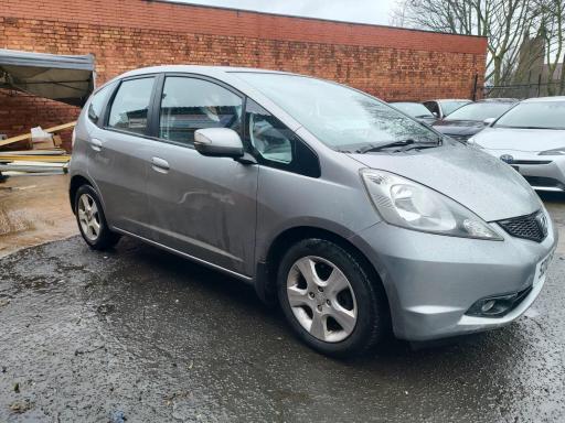 2010 JAZZ 1.4 I VTEC ES I SHIFT EURO 4 5DR PRICE 2,950 YEAR... photo